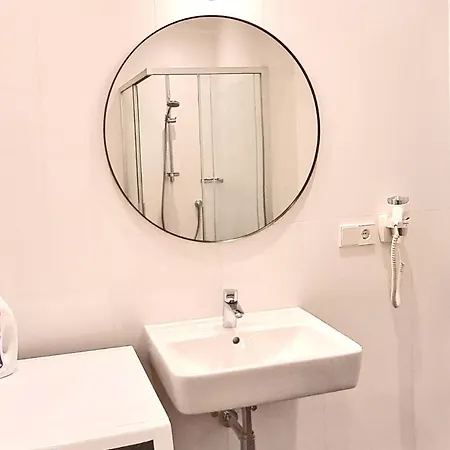 Apartment Emilie With Parking Historic Center Merano