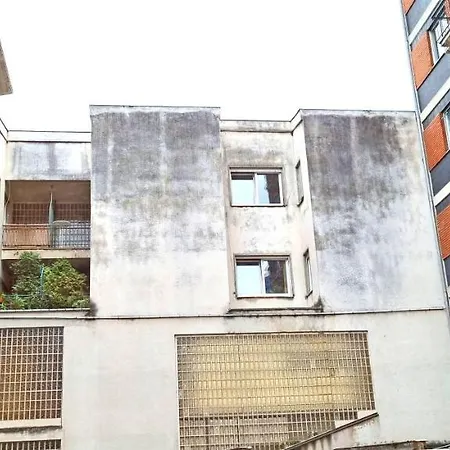 Emilie With Parking Historic Center *