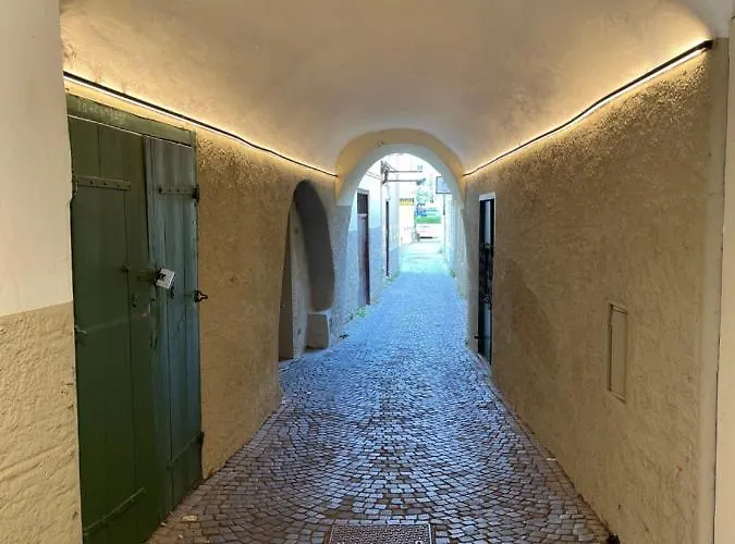 Emilie With Parking Historic Center *