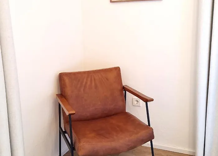 Emilie With Parking Historic Center