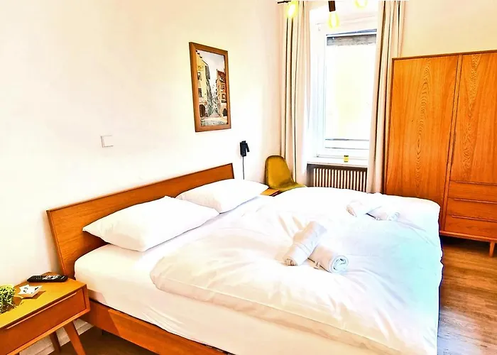 Appartement Emilie With Parking Historic Center *