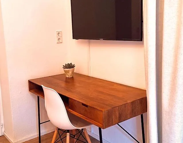 Emilie With Parking Historic Center