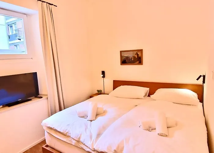 Emilie With Parking Historic Center * 梅拉诺